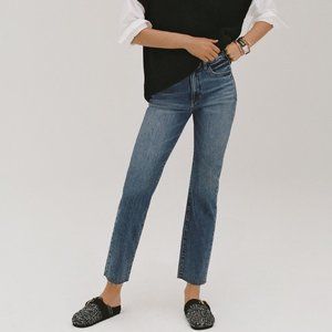 Anthropologie Pilcro The Vintage Straight Jeans Size 26 High Waisted Frayed Hem